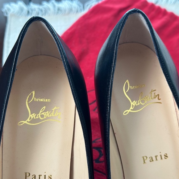 Christian Louboutin Simple Pump - Picture 3 of 10